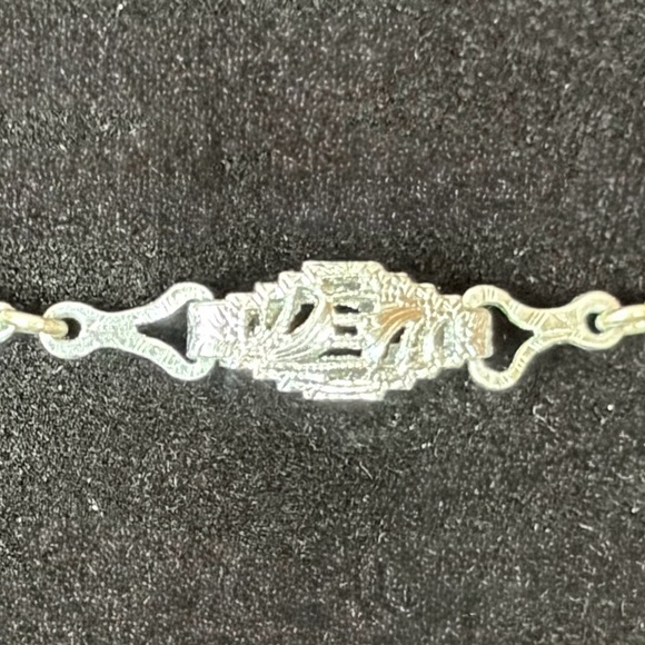 Vintage Onyx and Marcasite Sterling .925 Silver Pendant Silver-toned necklace - Picture 8 of 10